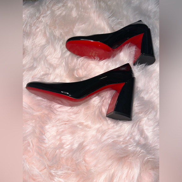 Christian Louboutin Simple 85 Patent Leather Pumps size 38 1/2 - Picture 10 of 13